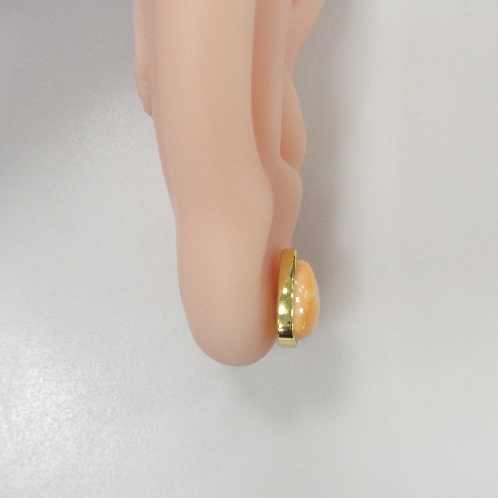 Серебряные серьги-пусеты с огненными королевскими спондилюсами